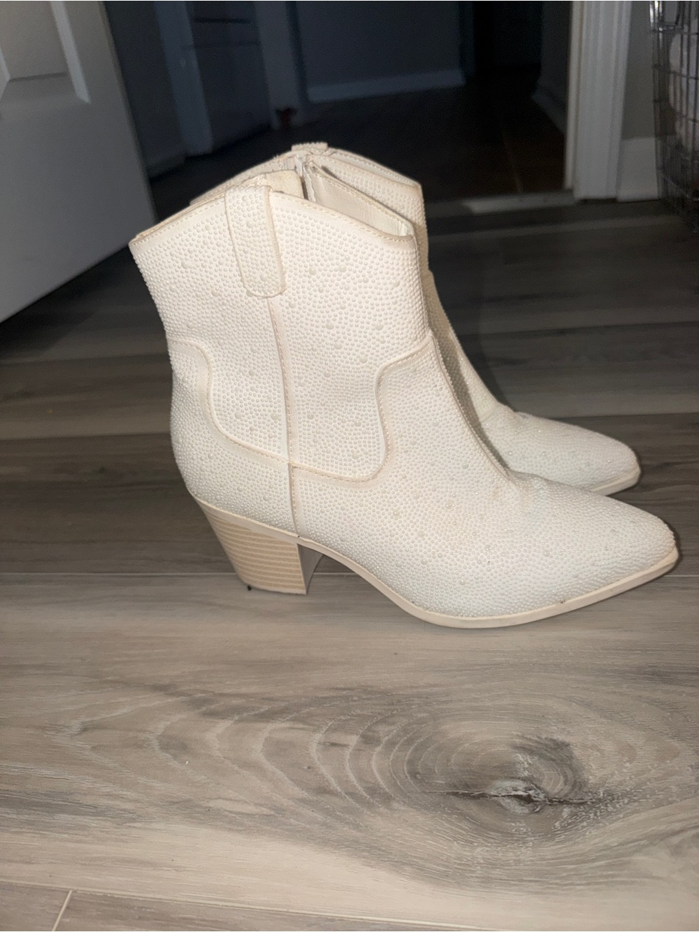 Altar’s State Pearl Booties